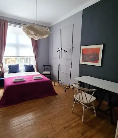 Your Royal 2 Bedroom Center